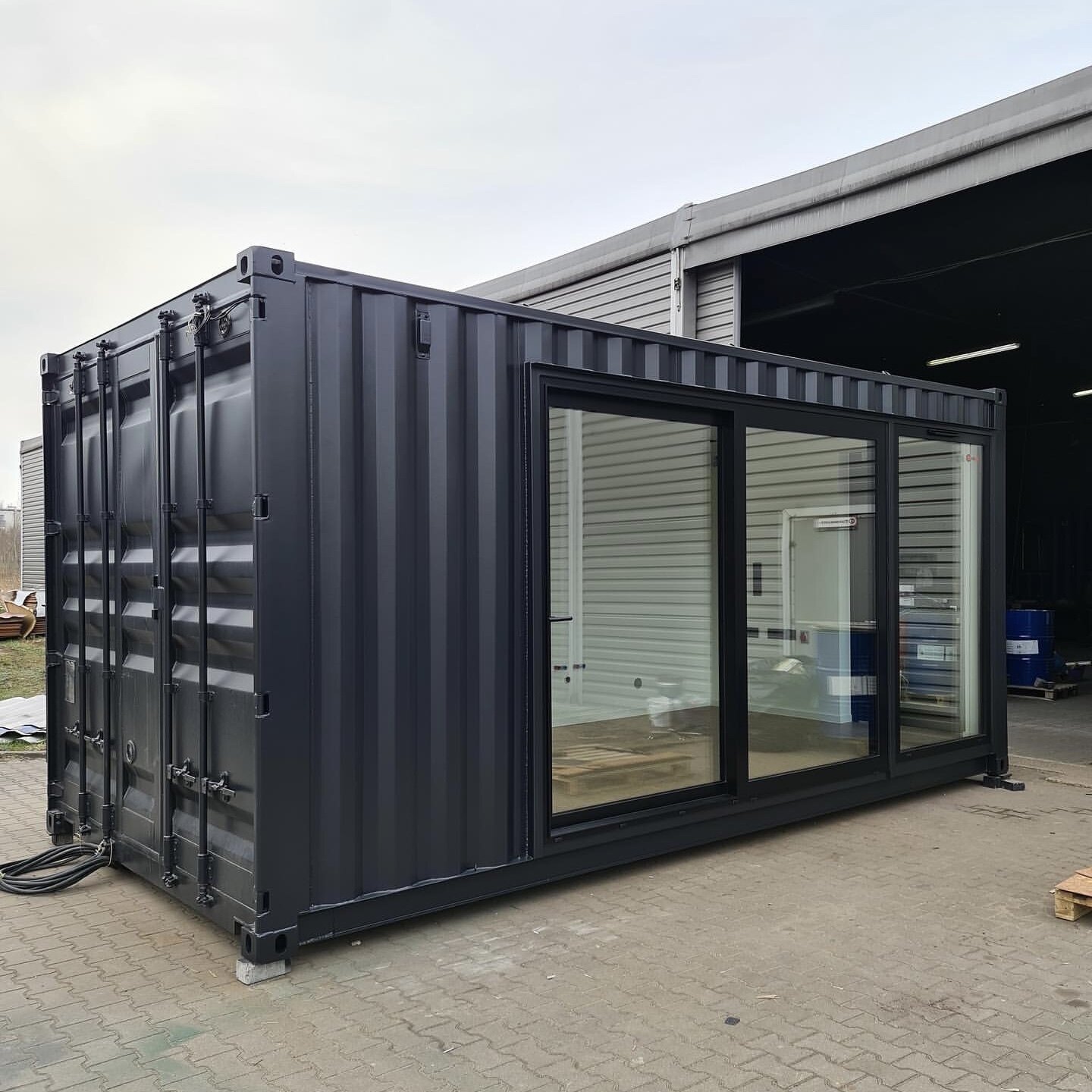 The advantage of choosing to build shipping container homes