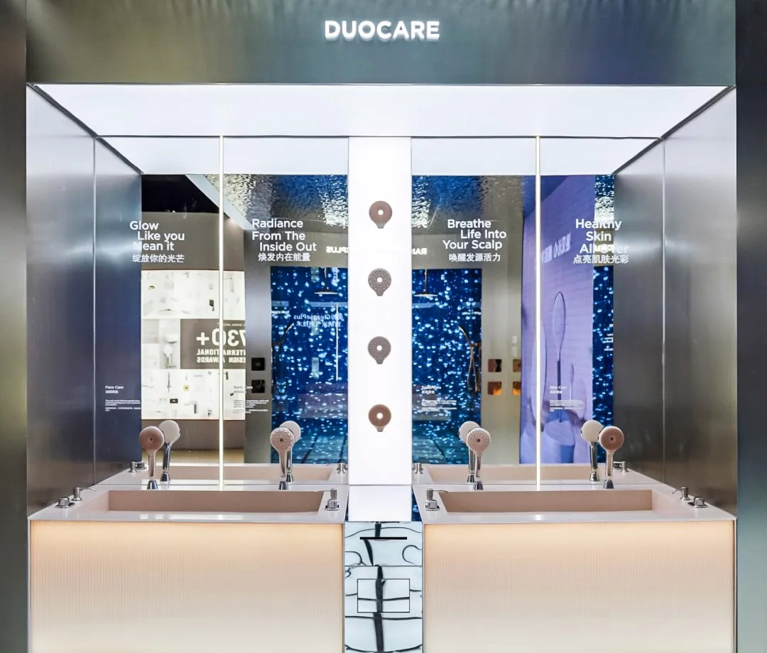 دش يدوي مزدوج الجوانب DuoCare 360 من American Standard