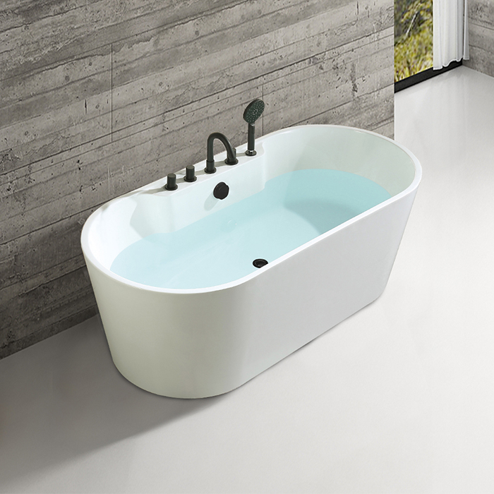 Baignoire de salle de bain mince au design acrylique simpliste