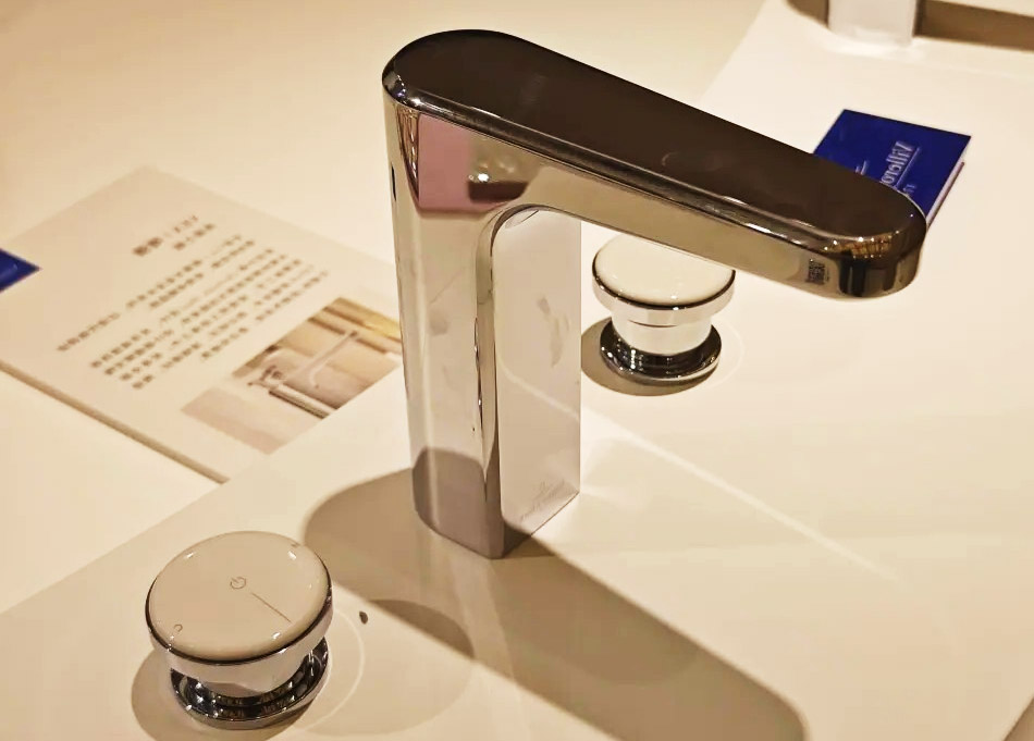 سلسلة صنبور Villeroy & Boch Vea – 2025 تصميم جديد عصري