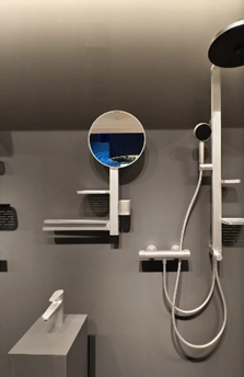 Ideal Standard’s shower system Space Silver” series