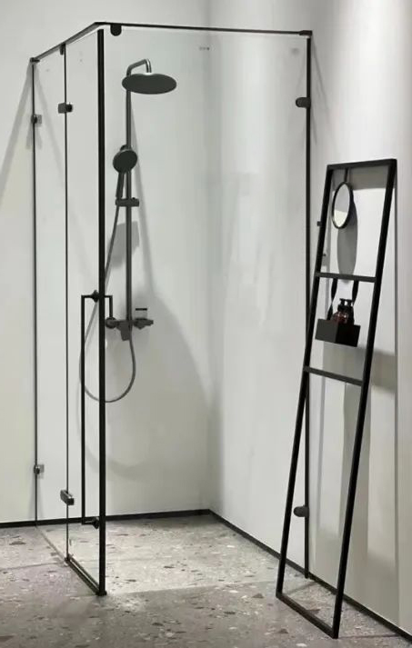Square Shower Room
