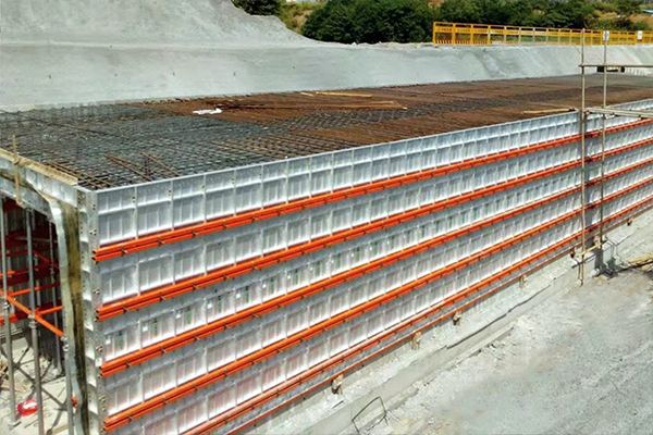 Infrastructure utility tunnel pic01