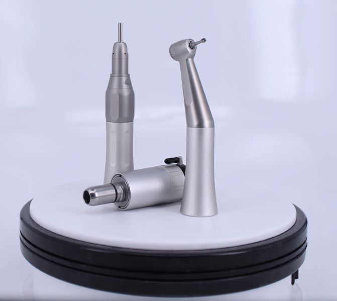 Low speed handpiece with air motor