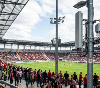 The Role of Small Cell Antennas in Next-Generation Connectivity and Smart Environments