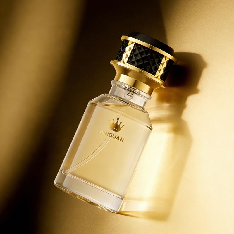 Black & Gold Sculpted Luxe Perfume Glass Bottle (1)