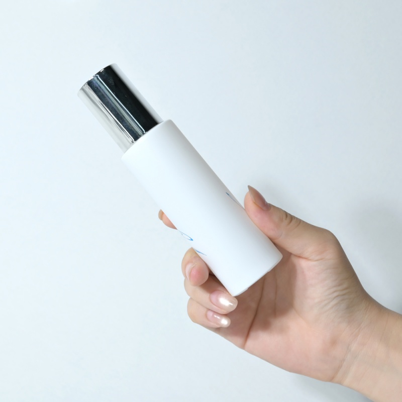 White Glass Bottle (1)