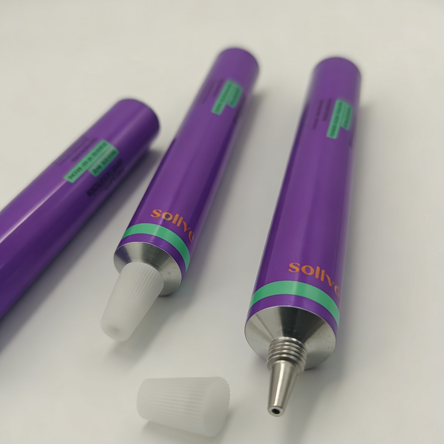 d2210mlto35mlaluminumtube12-3