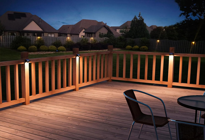 8-Fence Lights