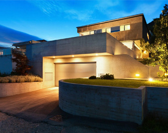 Creating-Visual-Appeal-Indoors-and-Outdoors