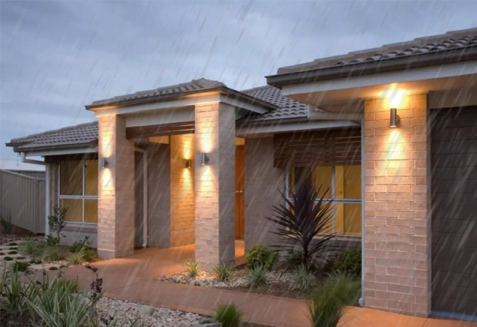 Entrance-Light-Durability-and-Weather-Resistance