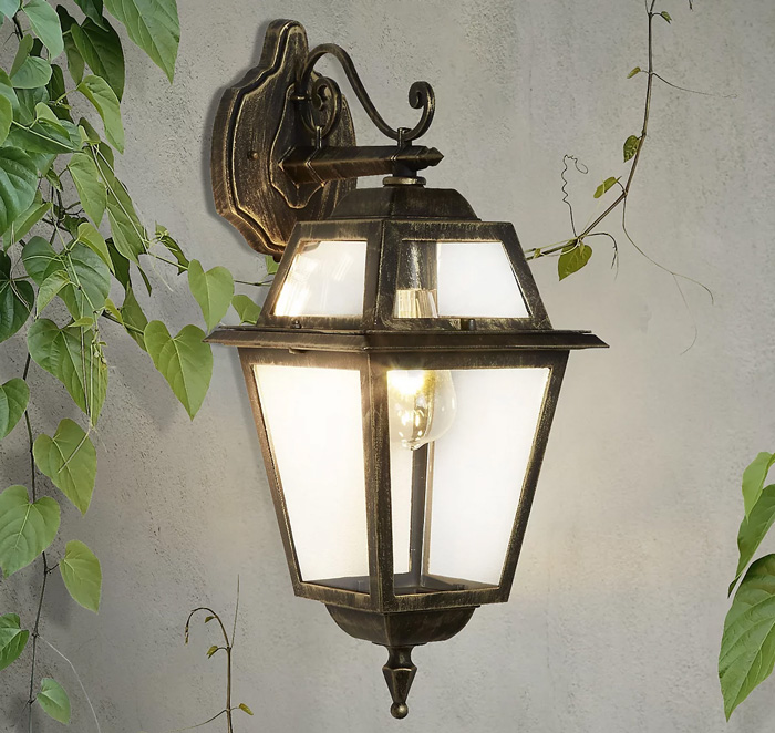 Installation Victorian Garden Lights