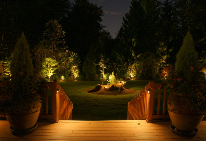 Landscape-light-Enhancing-Social-and-Festive-Settings