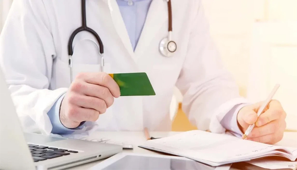 Healthcare_173034[1]