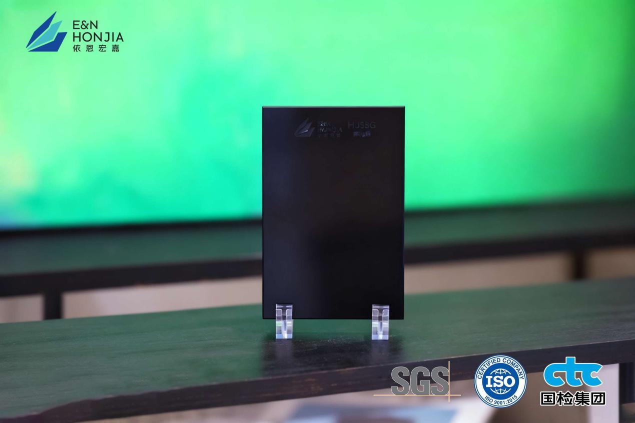 Black Opaque laminated glass