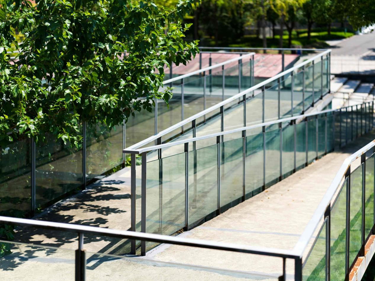 Shower Enclosures and Home Decor laminated Glass