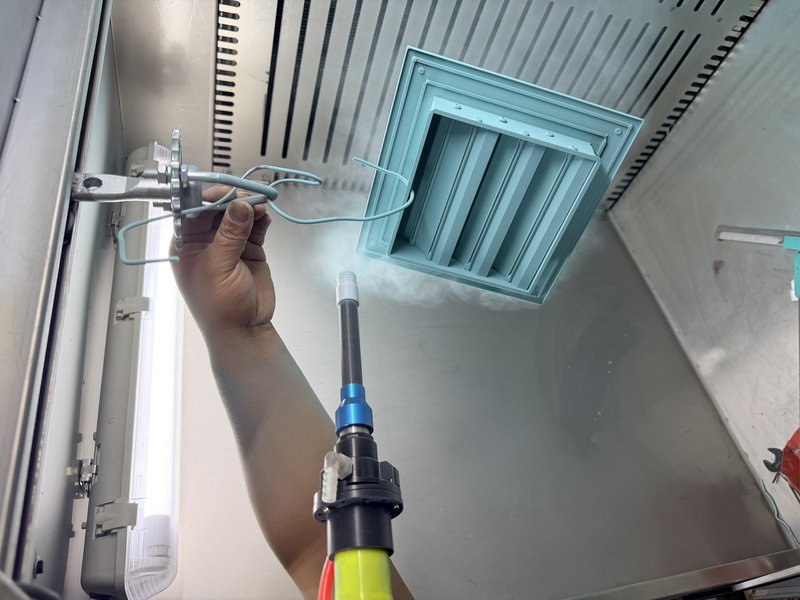 powder coating on corners and edges with rotary cup spray gun