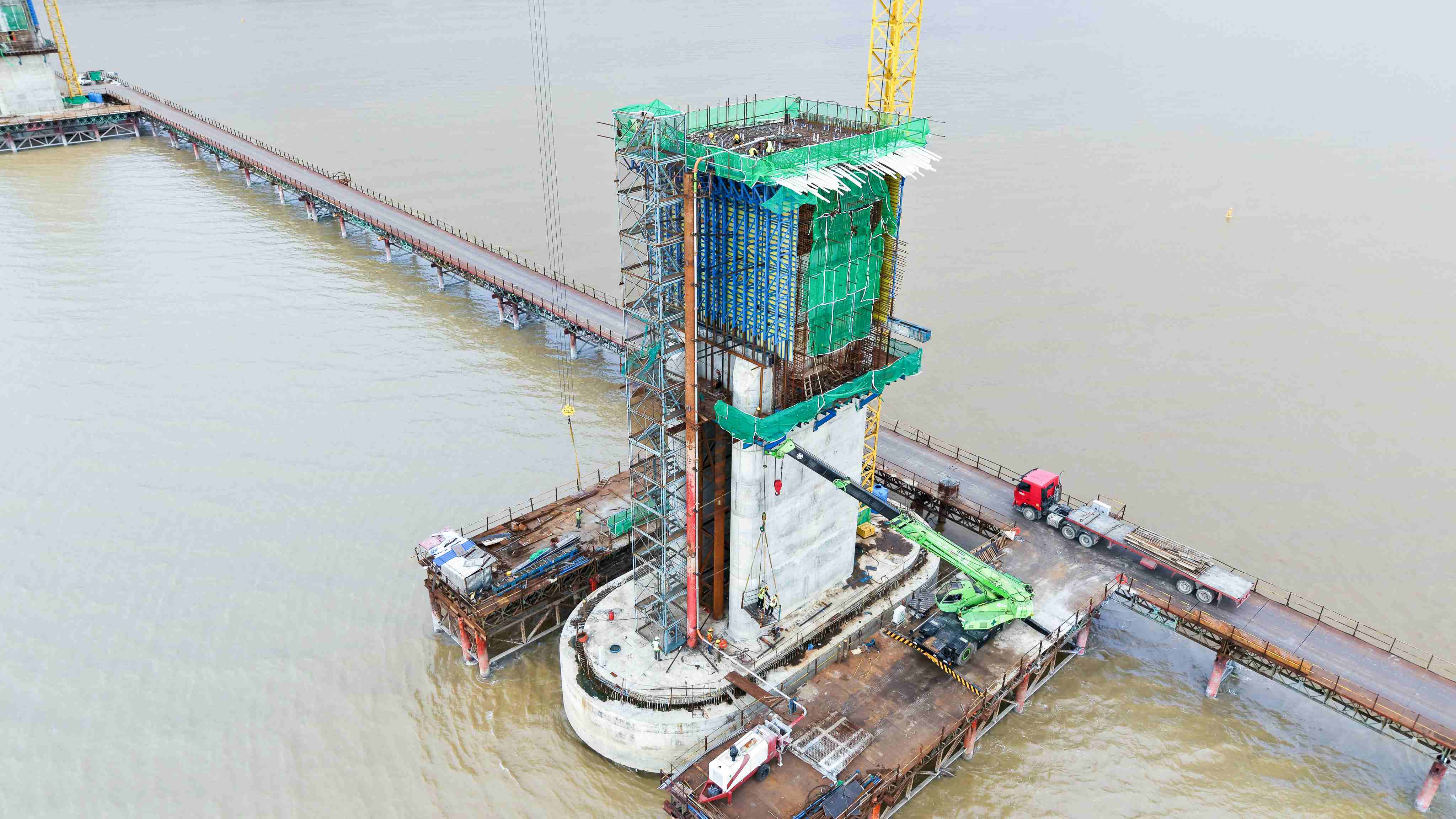 Balanced_Cantilever_Carriage_151961