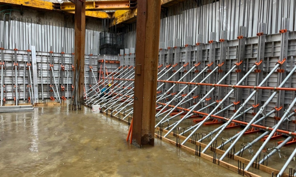 East Asia MRT Station Structure