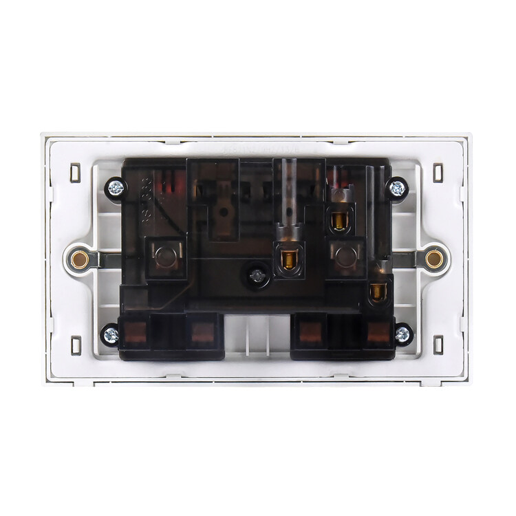 13A Twin Switch Socket Outlet