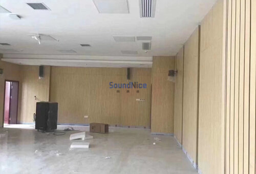 School classroom Install grooved acoustic panels