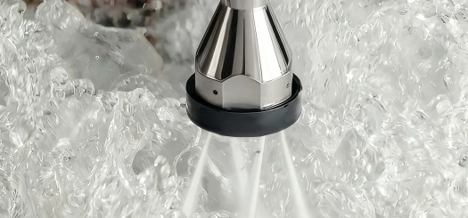 Высокотемпературная обработка методом гидроабразивной резки.