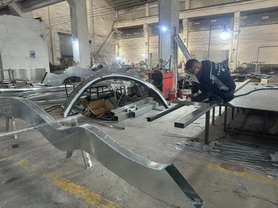 Stainless Steel Sculpture Polish5