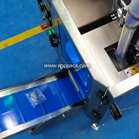 2 Bowl with Belt Conveyor Counting Packing Machine-Hardware (3)