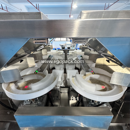 3 Bowl Counting & 6 Heads Weighing Packing Machine-Pet Food (8)