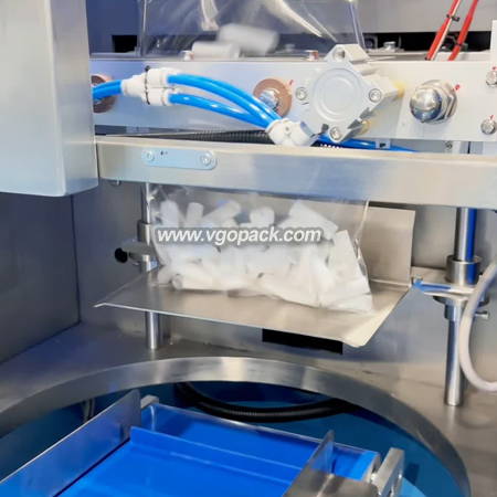 4 Bowl Counting Packing Machine with Inclined Belt Conveyor-Plastic Fitting (6)