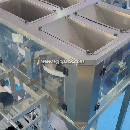 4 Heads Weighing Packing Machine-Grains (2)