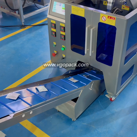 4 Heads Weighing Packing Machine-Grains (7)
