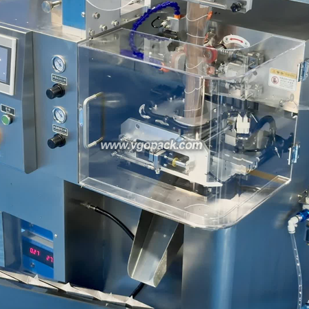 6 Heads Weighing Packing Machine-Tea Bag Triangle Bag and Outer Bag (4)