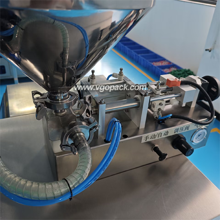 Mini Premade Bag Packing Machine-Liquid (2)