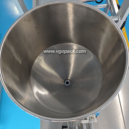 Mini Premade Bag Packing Machine-Liquid (3)
