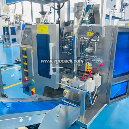Semi Automatic Packing Machine with Manual Feeding Belt-Laboratory Consumables (1)