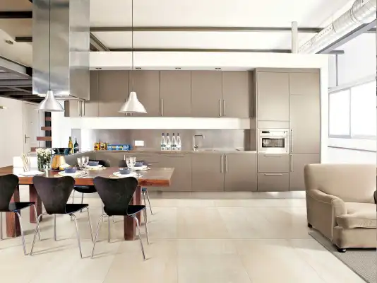 Advantages & Disadvantages of Porcelain Tiles for Kitchen