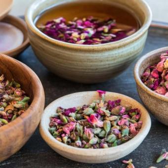 Know About TCM Rose Tea’s Chinese Herbal Use, Preparation and Culture