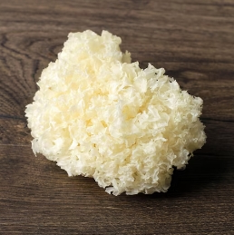 Snow Fungus: Hydration and Beauty-Enhancing Properties