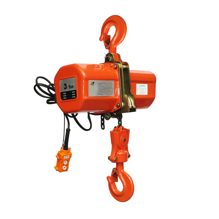 Pay attention to safety  using Electric chain hoist