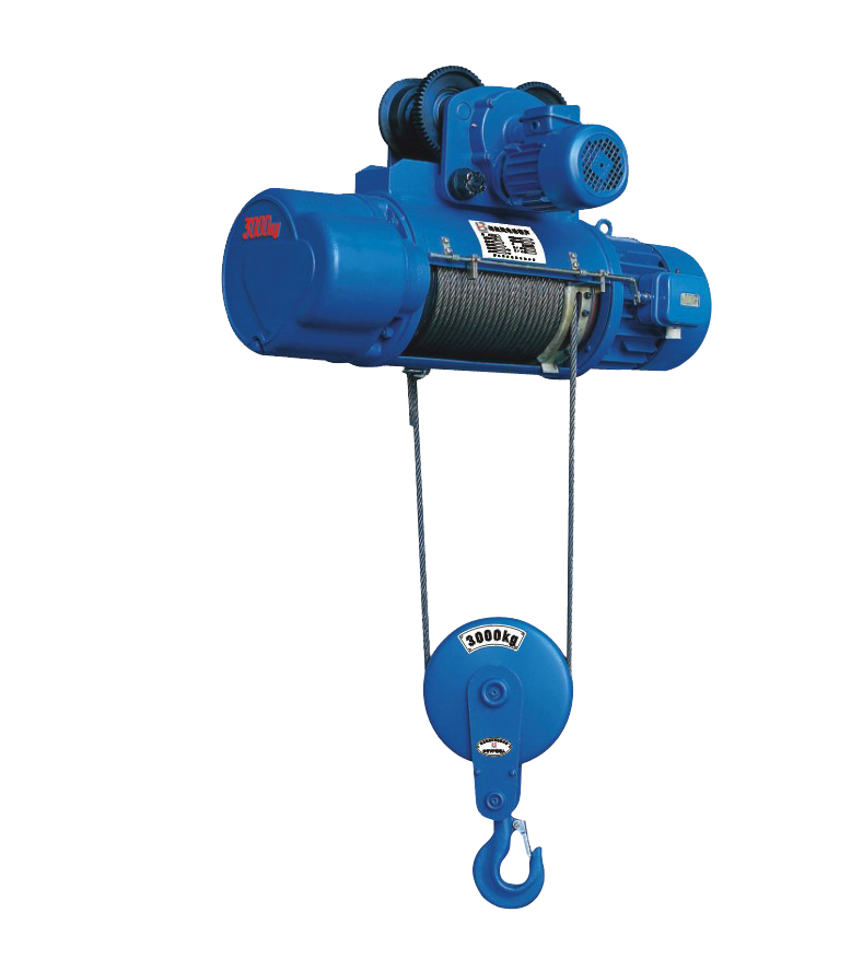 How to deal with manual hoist block if there is water in it?