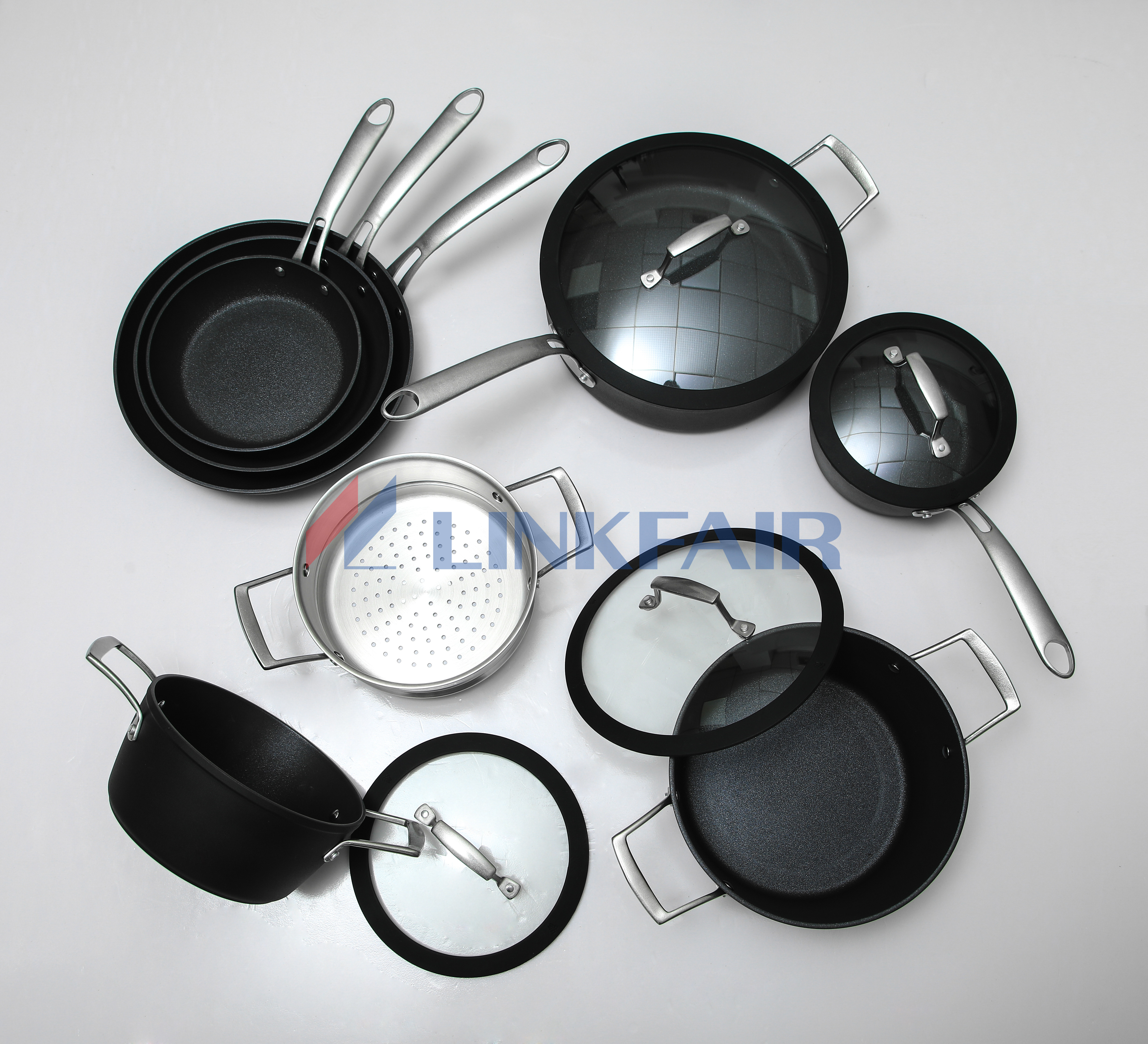 hard anodized cookware set with silicon lid