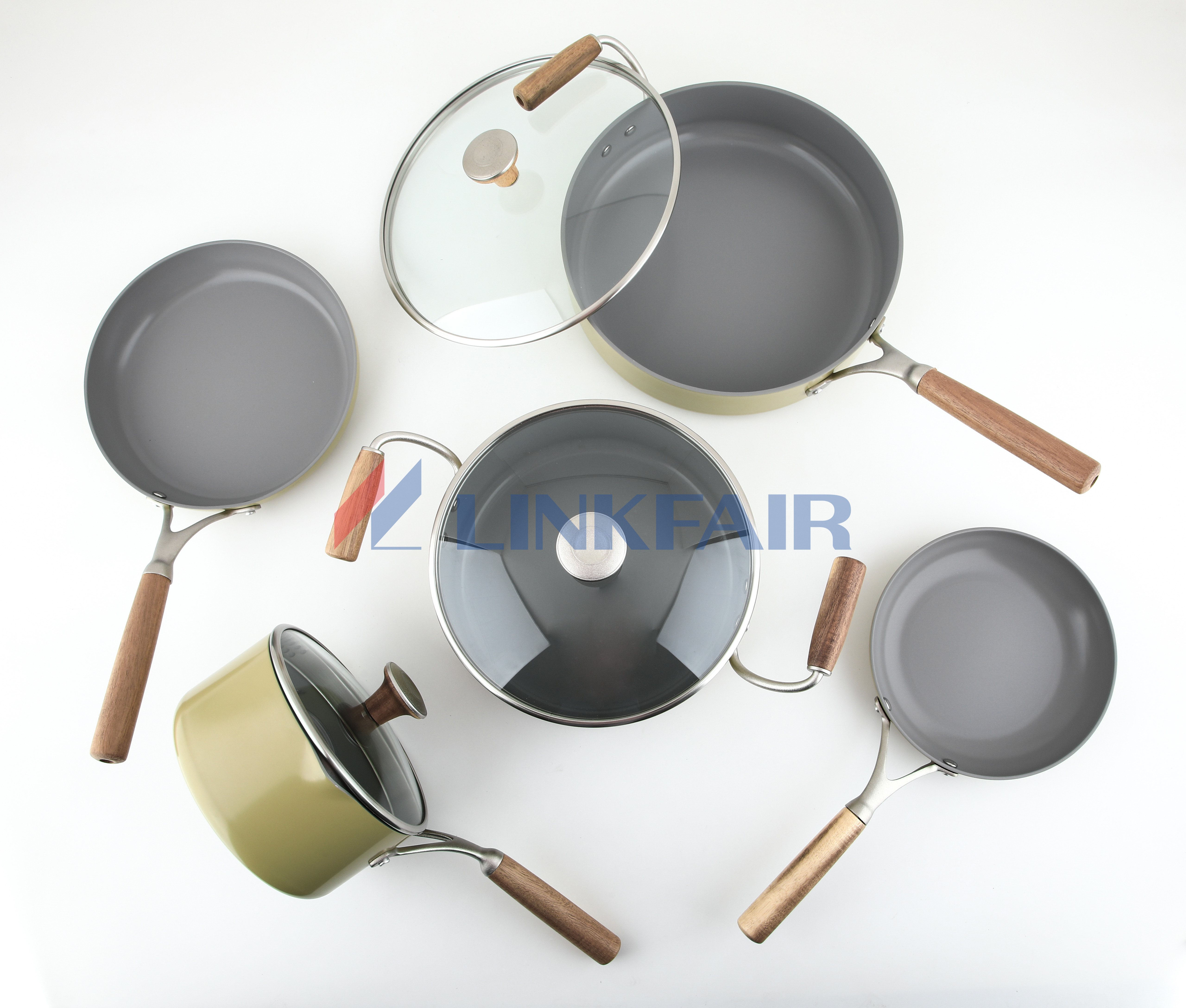 non-stick cookware set with cast wood handle