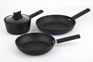 A Deep Dive into Non-Stick Forged Aluminum Black Cookware Set