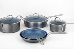 8-Piece Non-stick Cookware Set Of Metallic Black Exterior