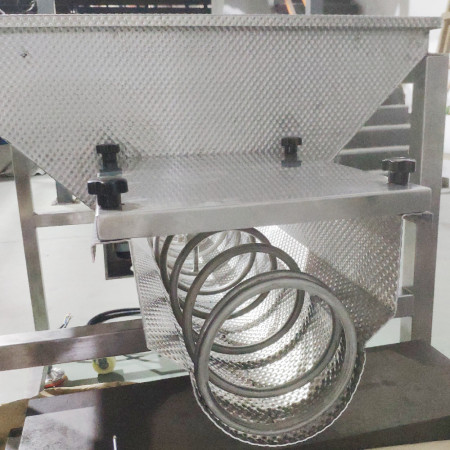 Bucket Conveyor for Meat Exporter